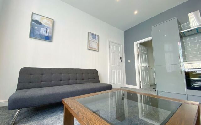 Chelsea Suite Sasco Apartments