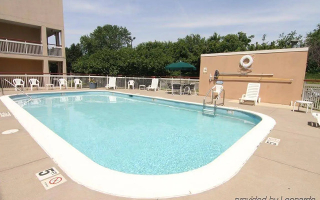 Red Roof Inn Cedar Rapids