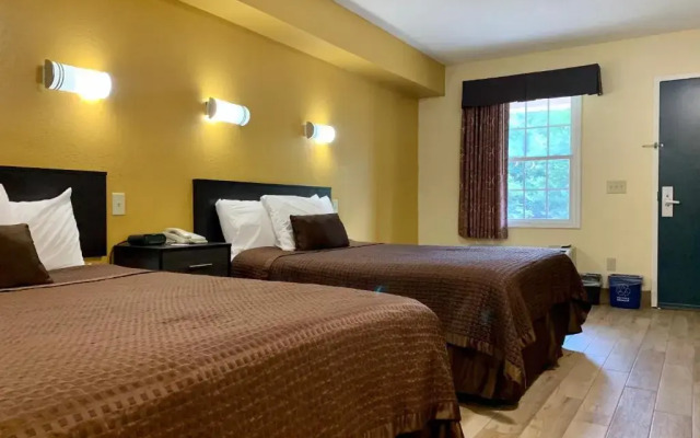 Executive Inn And Suites