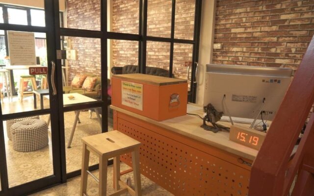 Water Lily Hostel (วอเตอร์ ลิลลี่ โฮสเทล)