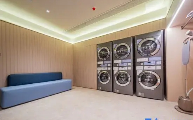 Hanting Hotel (Deyang South Park Zhujiang East Road Branch)