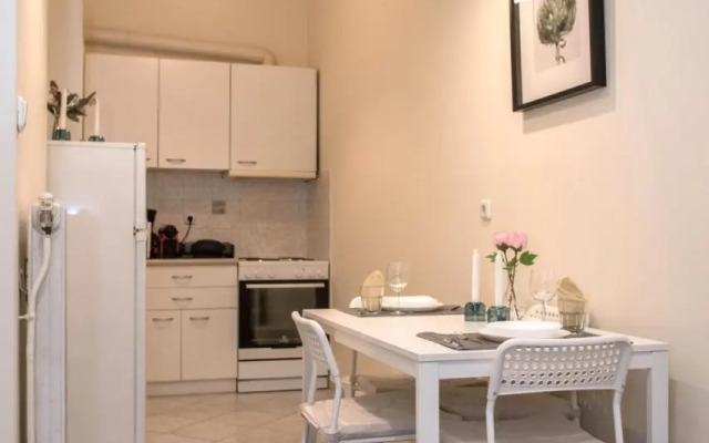 All new 55m Apartment in Athens 150meters from subway