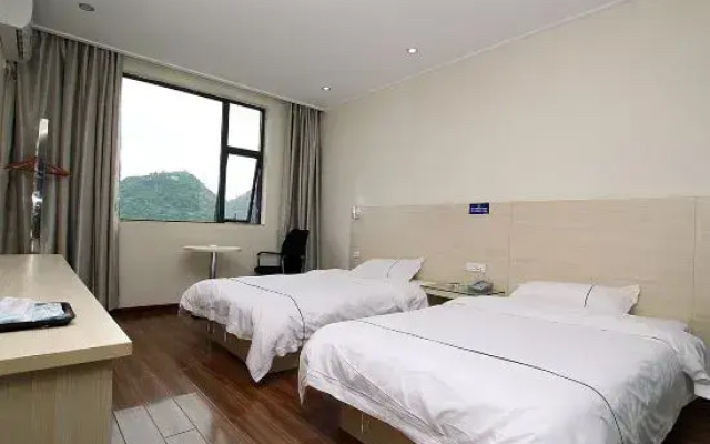 Grand Hyatt Hotel (Guilin University of Technology)