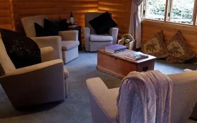 Redlands Country Lodge Guest House