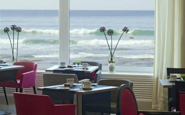Hôtel & Spa Les Roches Noires