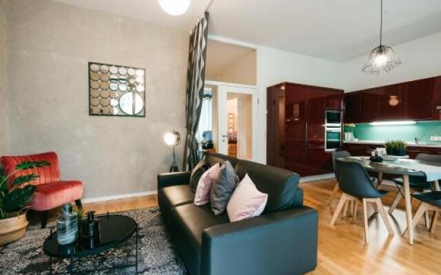 Luxury Downtown Appartement mit Garage