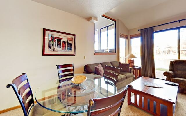 2441 Gilt Edge Circle Townhouse