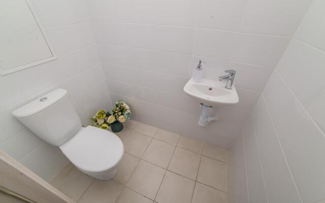 ApartHause на улице Космонавтов