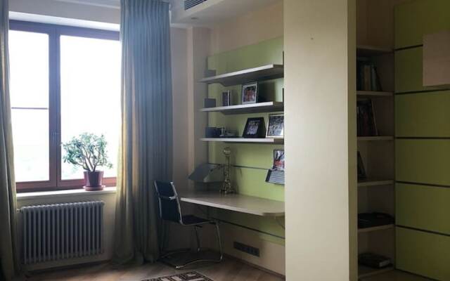 LUXKV Apartment on Koshtoyantsa 12