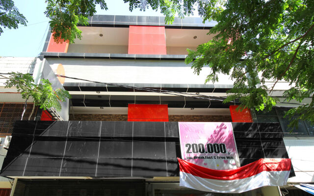 Pondok Ruby Makassar Hotel