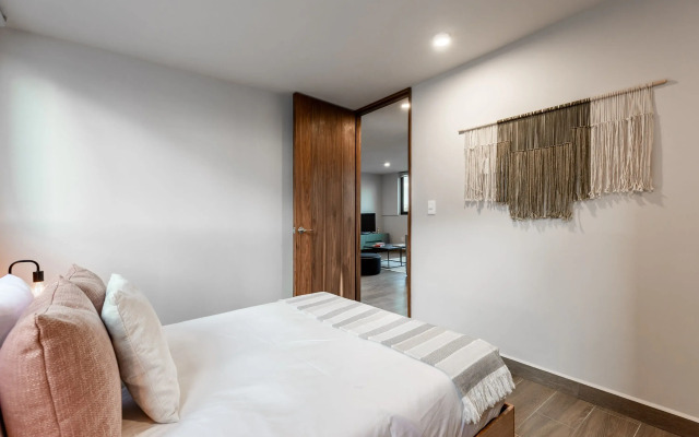 Casai Roma | 2BR | Cozy Retreat