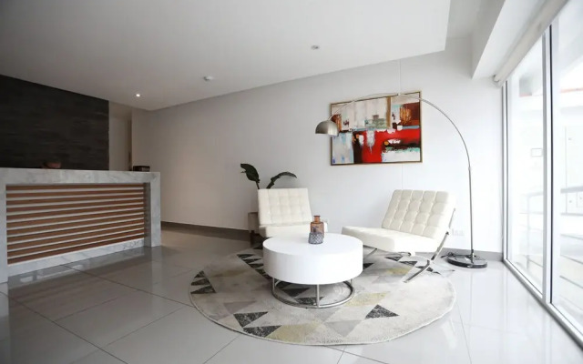 Vistas espectaculares en tranquilo apt