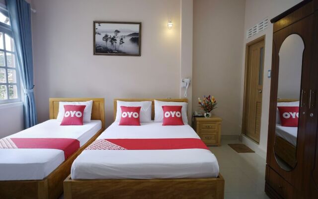 OYO 987 Thanh Thanh Nhan Hotel