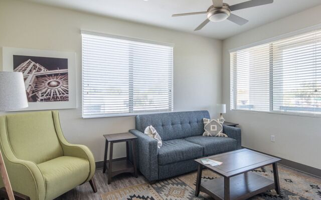 WanderJaunt Luxe Central Phoenix Apts