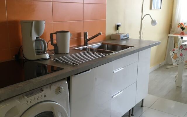 Sunny and Spacious Appartment, 44 Sqm, Great View, Wifi, Tv,