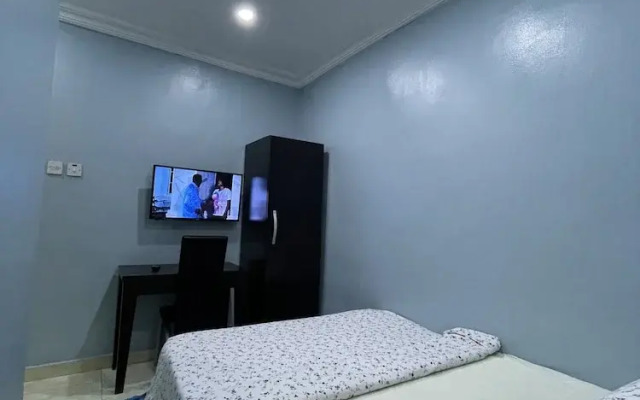 Number Eleven Hotel