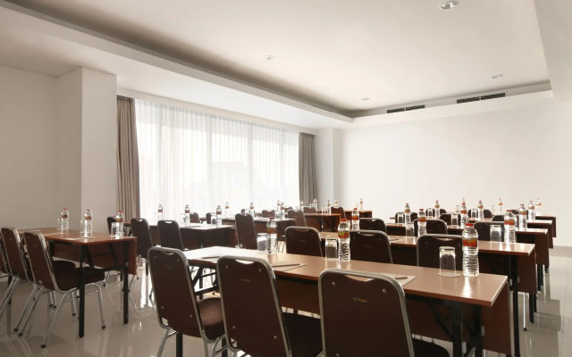 Amaris Hotel Serpong - Tangerang