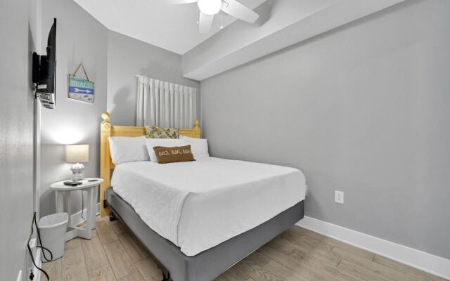 Majestic Beach Towers 2-1701