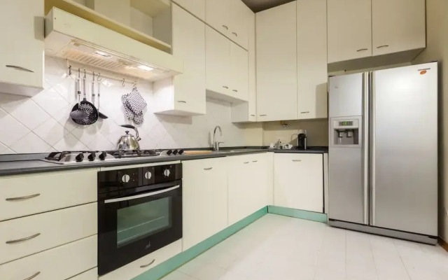 easyhomes - San Babila Corridoni