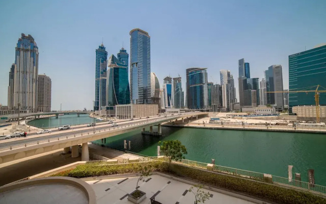 Bnbme - Churchill Towers 1 Bedroom Canal View