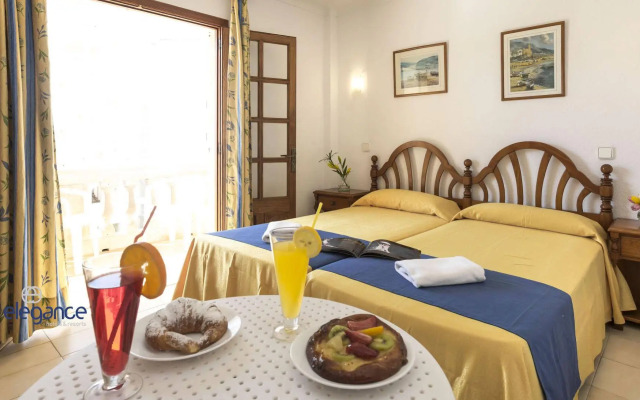 Apartamentos Sol y Mar