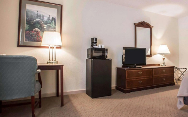 Quality Inn New Columbia–Lewisburg