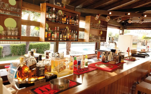 Ariadni Hotel Bungalows