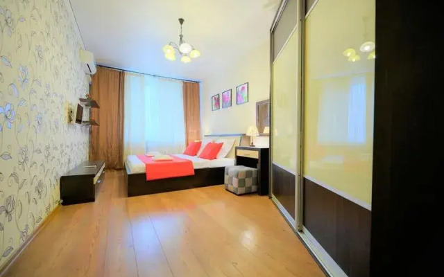 Apartments Five Stars Comfort on Revolution Square