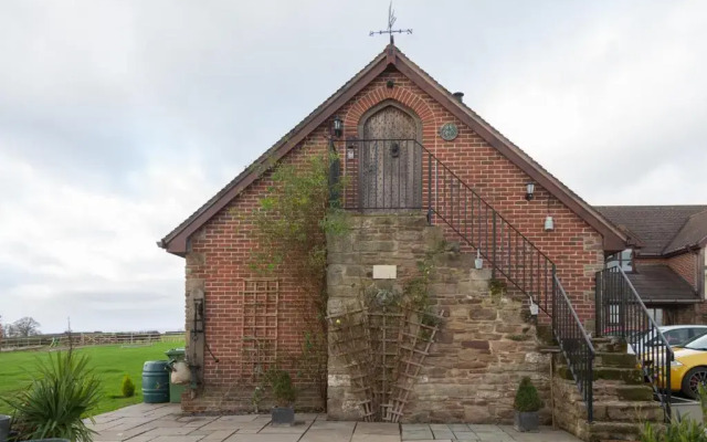 Lyde Cross Coach House