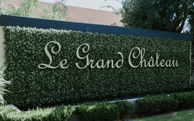 Le Grand Chateau Hotel