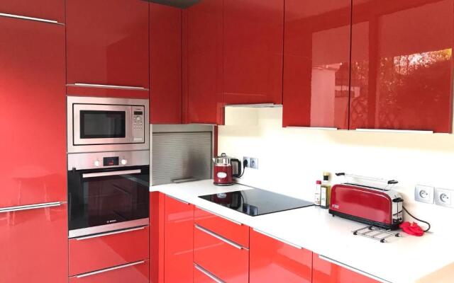 19 Rue du Parc Alexandre III