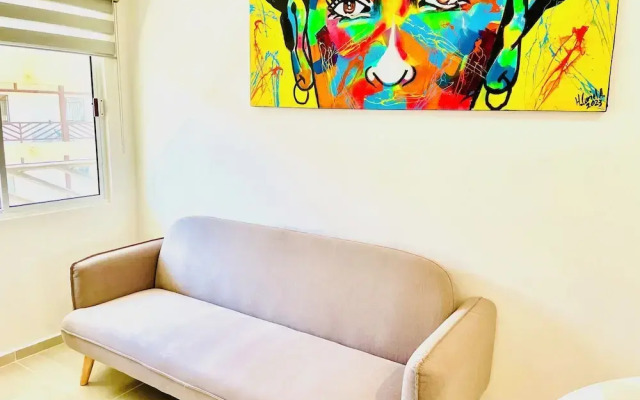 Cozy 2-bedroom Apartment With Amenities