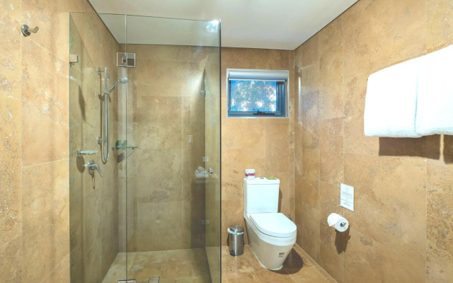 Eight Willows Retreat