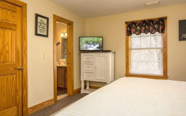 Briarstone Lodge Condo 13A - Two Bedroom Condo