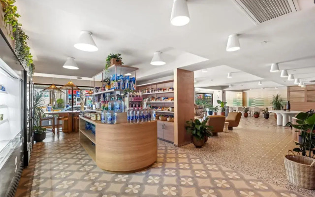 HiBird- Apartment and Suites Hotel