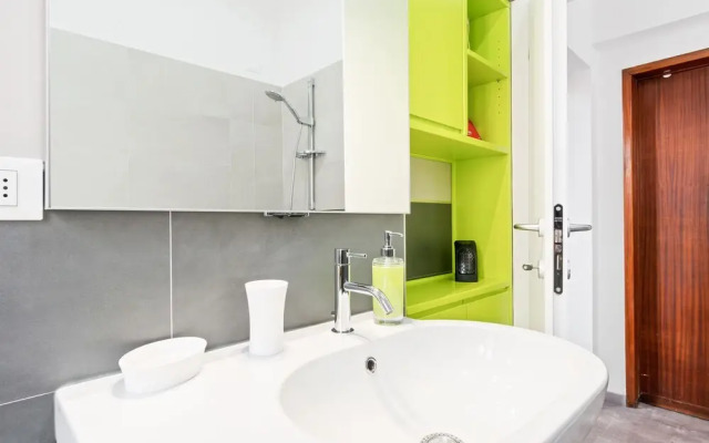 Piazza Alberti Apartment with Terrace