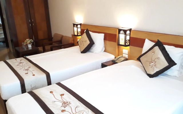 Hanoi Street Hotel