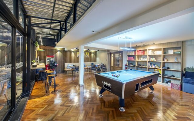 THE Posh Phayathai