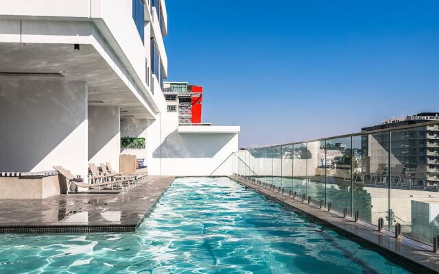Adam + Eve - 2 Bedroom Luxury Apartment
