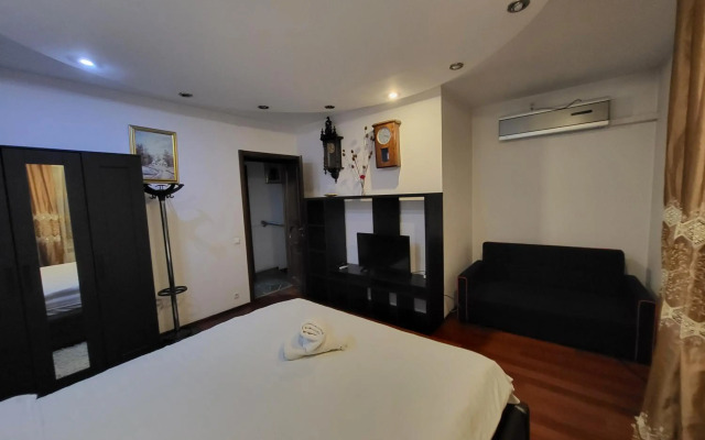 1st Floor National Arena Monza Studio