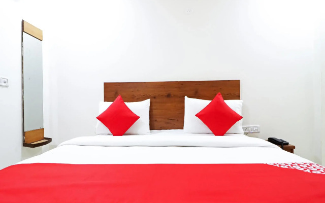 Admiral Suites by OYO Rooms
