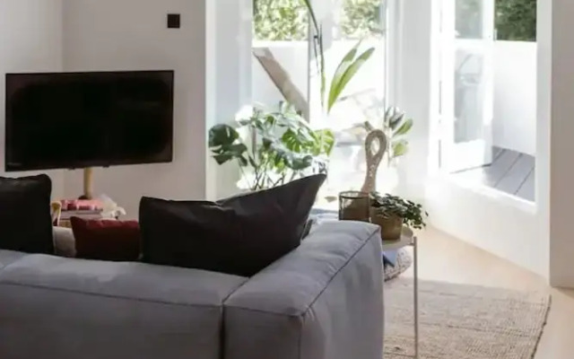 Stunning 1 Bedroom Flat in Amazing Location