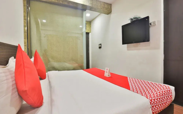 OYO 1635 Hotel Dash Continental