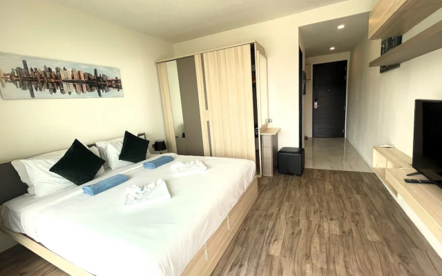Sea view studio at Oceana by Lofty