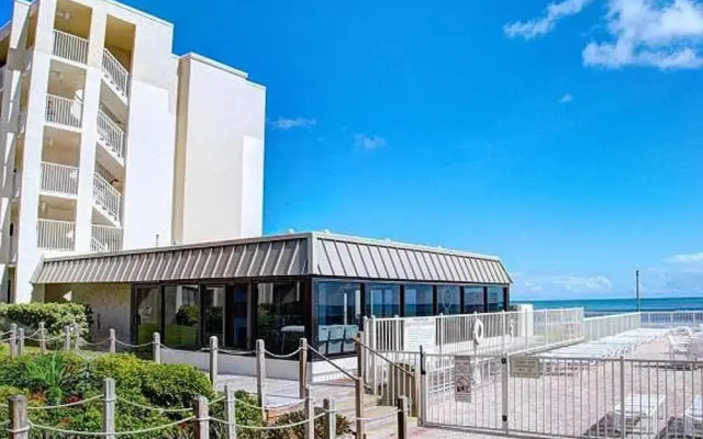 Castle Reef two bed two Bath Oceanview Condo
