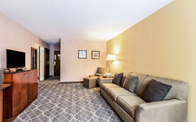 Quality Inn & Suites Brainerd