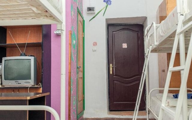 Apple Hostel