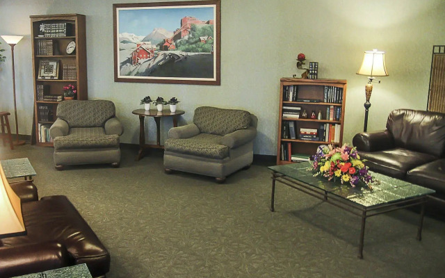 Sophie Station Suites
