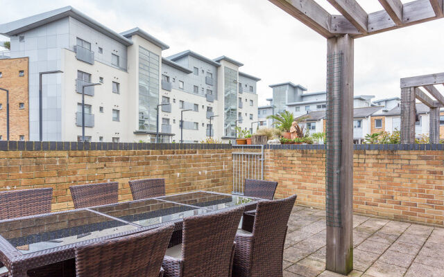 Quay Holidays - Harbour Reach