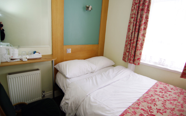 Westbury Hotel